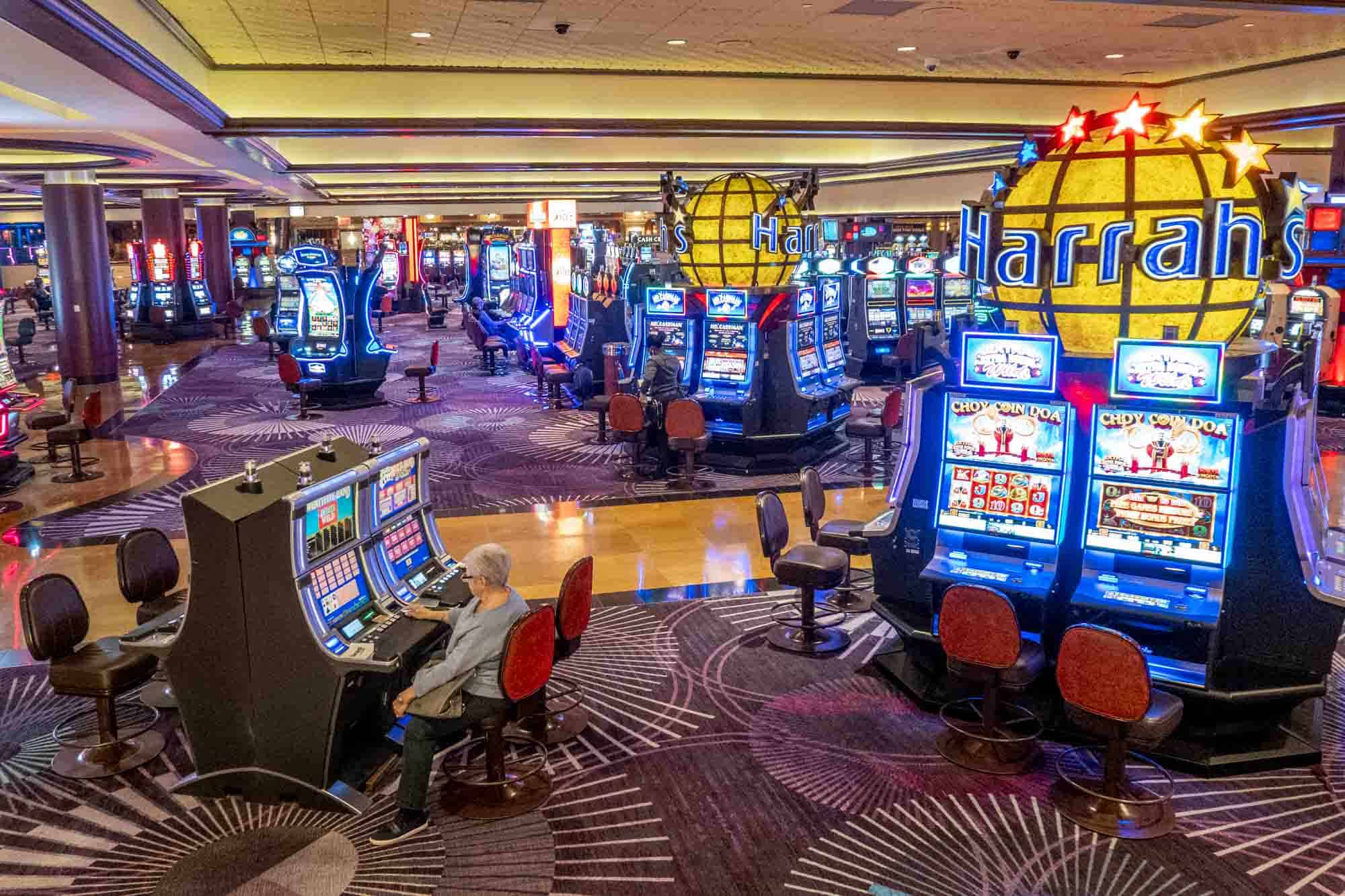 Blackjack Stratejisi: Kazanma İhtişamı ve Risk Yönetimi